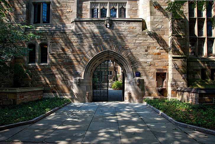 伦敦南岸大学本科具体值得申请吗?