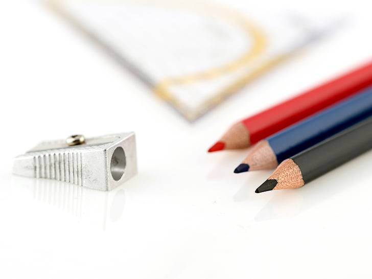 沃尔伯格学院和伦敦大学古典文学研究学院哪个值得上？