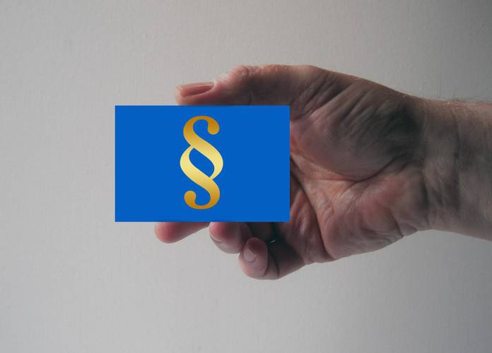 盖茨亥德学院跟萨塞克斯大学哪个强？