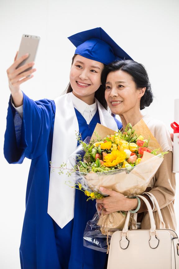 布里斯托大学地址在哪个城市？布里斯托大学简介？