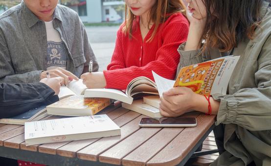 格里菲斯大学位置在哪个城市？格里菲斯大学简介？